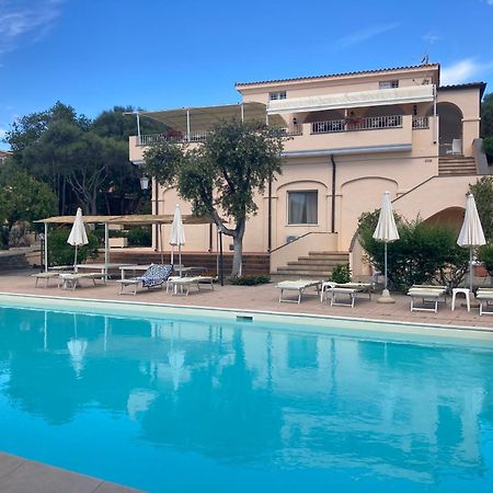 Hotel Villa Campana Cala Liberotto Bagian luar foto