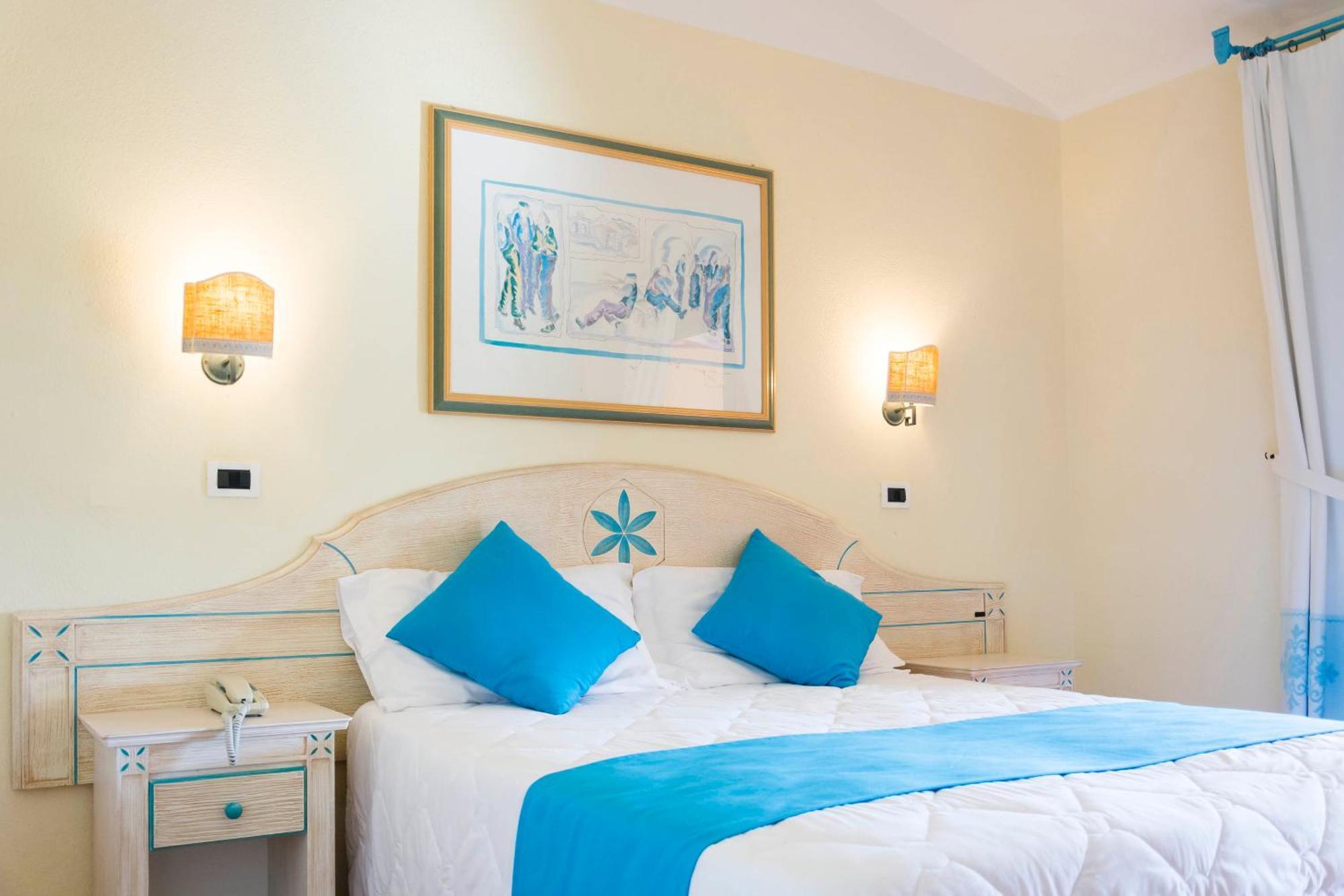 Hotel Villa Campana Cala Liberotto Bagian luar foto