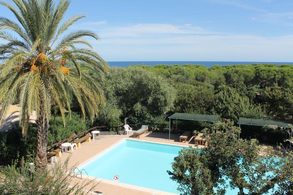 Hotel Villa Campana Cala Liberotto Bagian luar foto