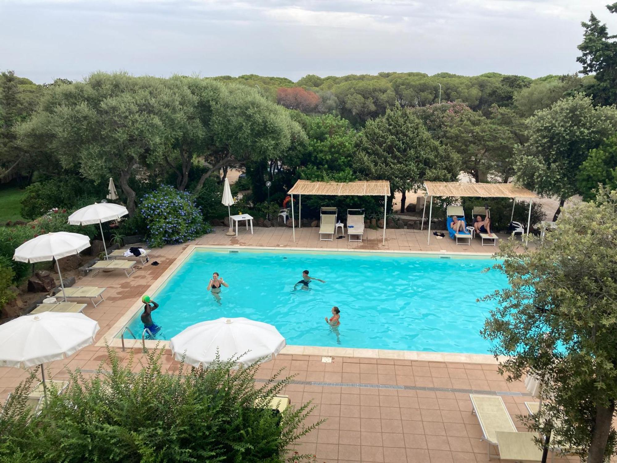 Hotel Villa Campana Cala Liberotto Bagian luar foto