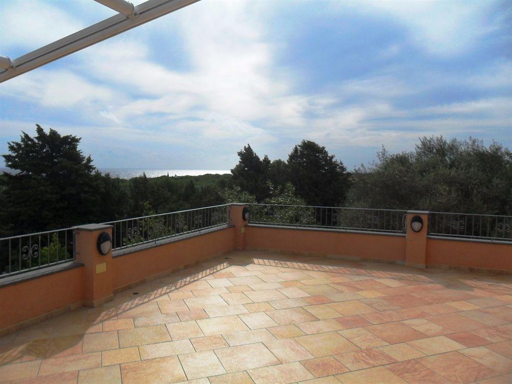 Hotel Villa Campana Cala Liberotto Bagian luar foto